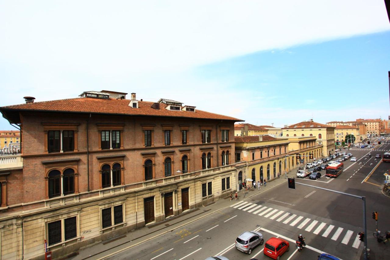 Allegra Apartment Bologna Bagian luar foto